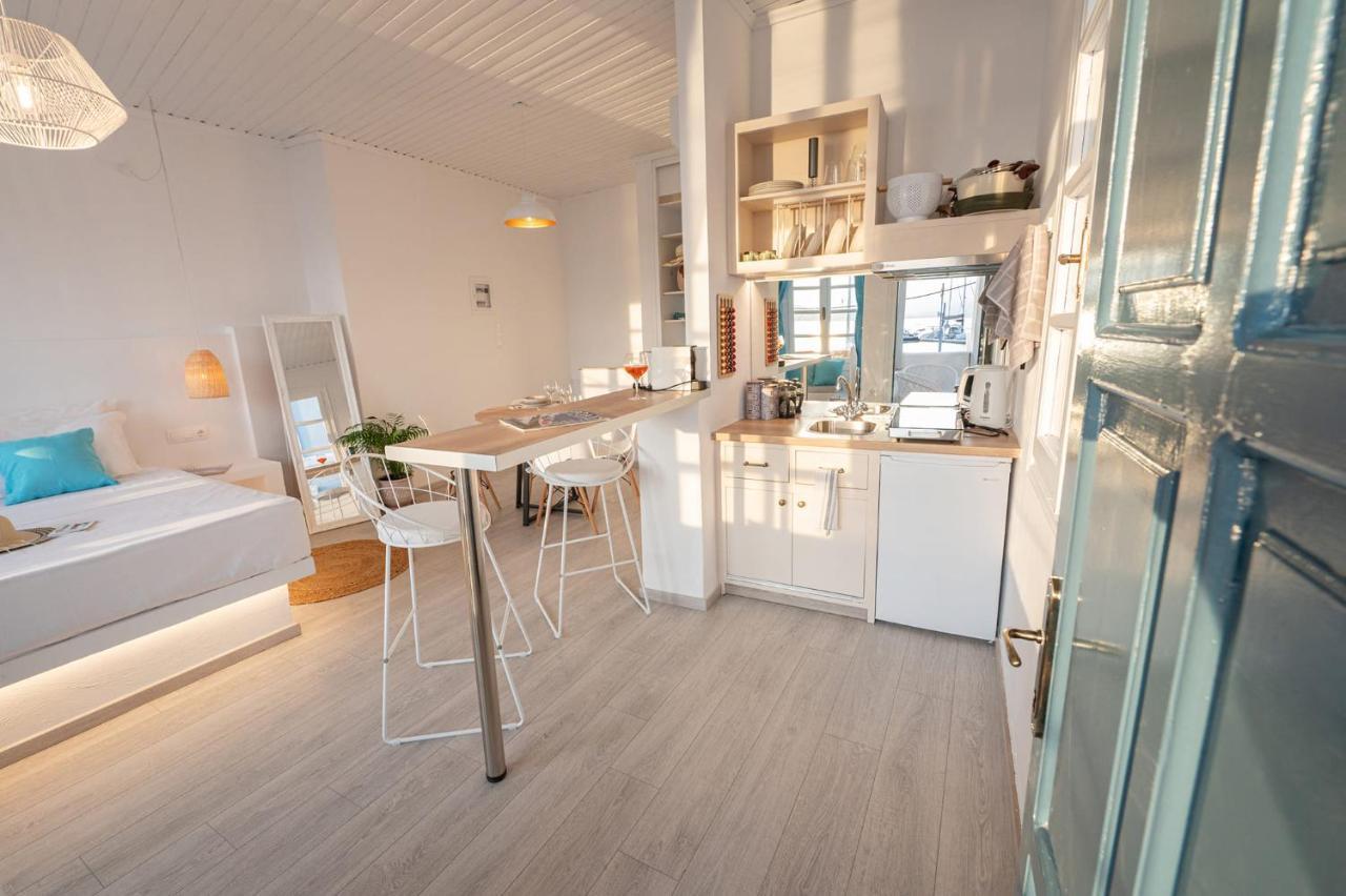 The White Rose Apartment Poros Town Eksteriør bilde