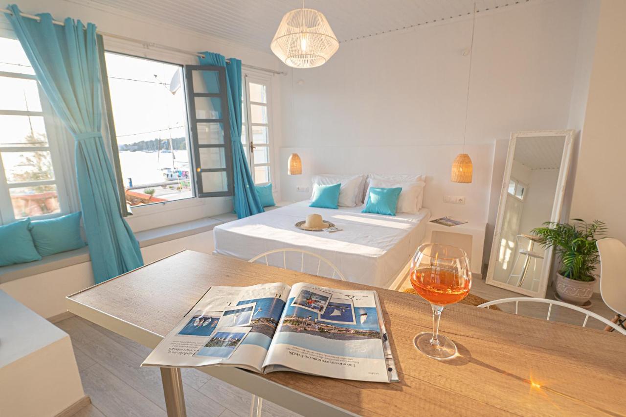 The White Rose Apartment Poros Town Eksteriør bilde