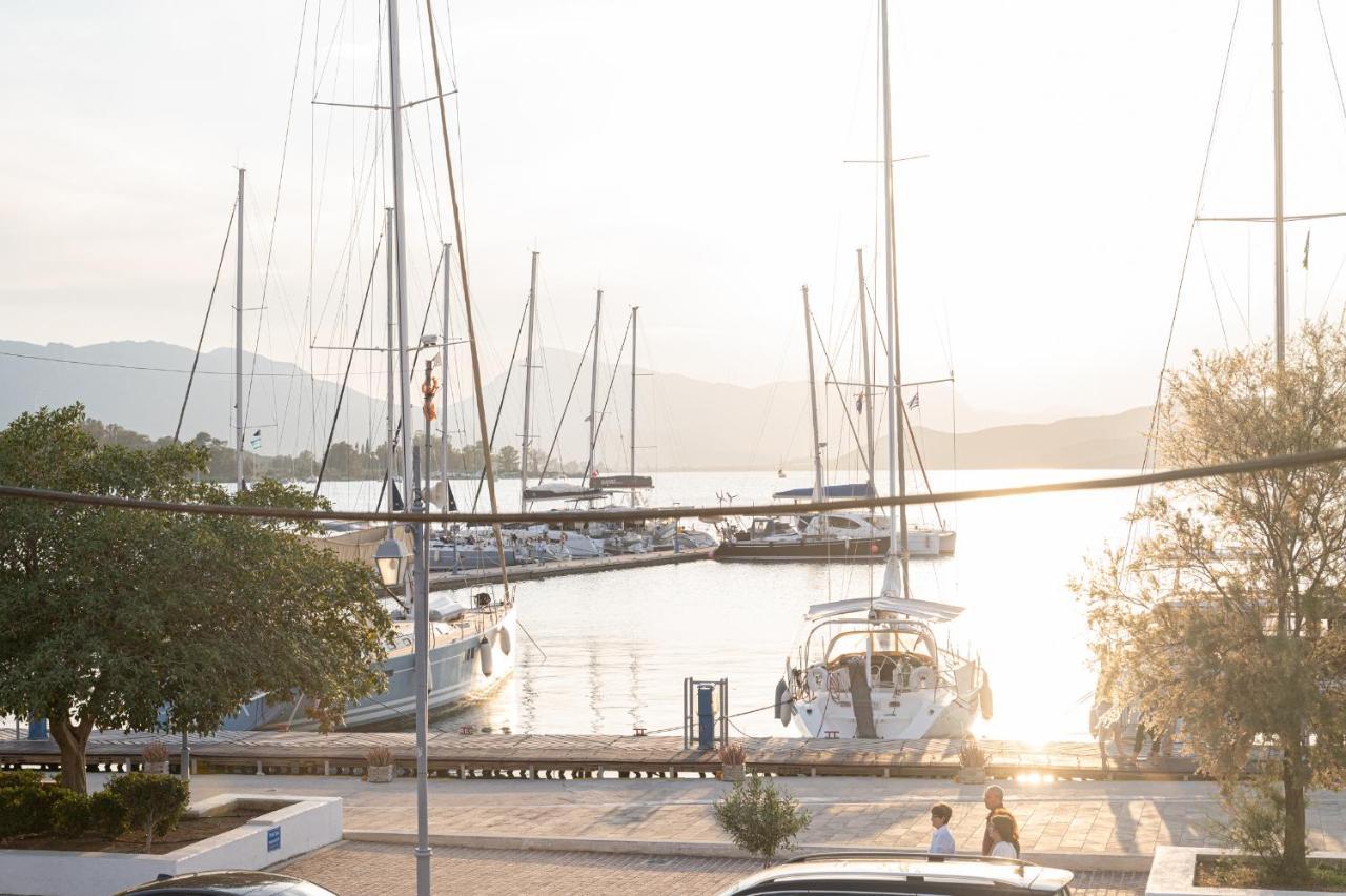 The White Rose Apartment Poros Town Eksteriør bilde